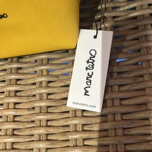 Marc Tetro Dachshund Cosmetic Bag - Picture 4 of 4